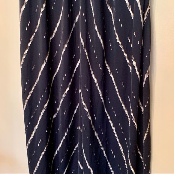 CLOSING SALE! 
🎉HP!!🎉 NWT H&M | Long V-Neck Blue Dress - Picture 5 of 7